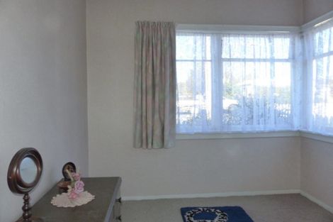 Photo of property in 28 Leonard Street, Waimate, 7924