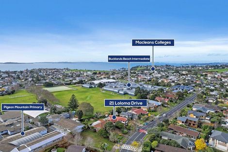 Photo of property in 21 Loloma Drive, Half Moon Bay, Auckland, 2012
