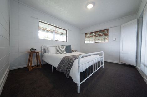 Photo of property in 5 John Street, Raglan, 3225