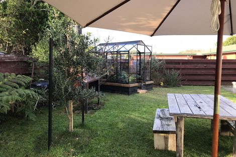 Photo of property in 20b Ashdown Place, Pahurehure, Papakura, 2113