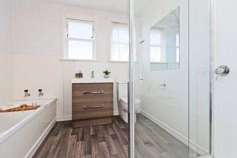 Photo of property in 14a Savage Crescent, Marewa, Napier, 4110