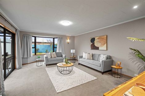 Photo of property in 47 Oakhampton Street, Hornby, Christchurch, 8042