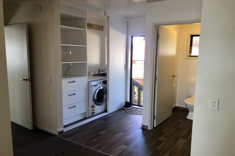 Photo of property in 10 Umu Place, Mangere, Auckland, 2022