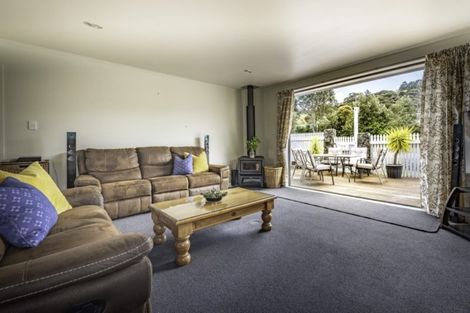 Photo of property in 1 Long Beach Road, Russell, 0202