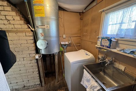 Photo of property in 49 Kent Street, Picton, 7220