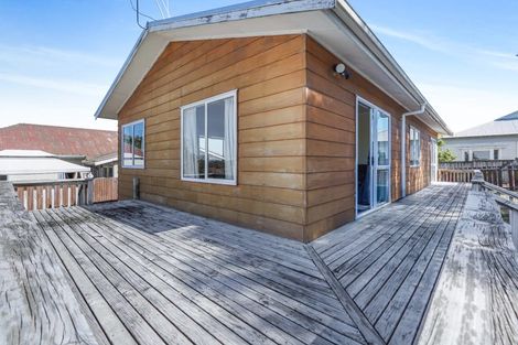 Photo of property in 27 Mahoe Street, Melville, Hamilton, 3206