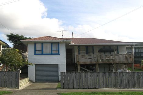 Photo of property in 26 Levant Street, Cannons Creek, Porirua, 5024
