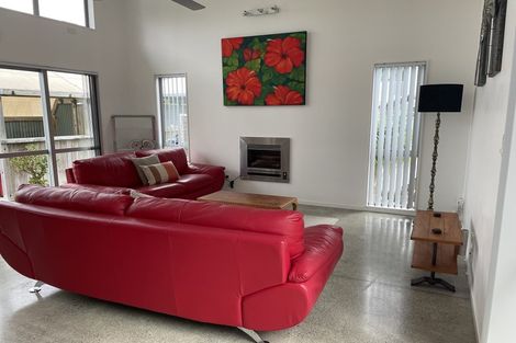 Photo of property in 8 Papaka Road, Ngunguru, Whangarei, 0173