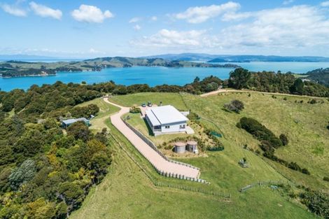Photo of property in 99 Cowes Bay Road, Waiheke Island, 1971