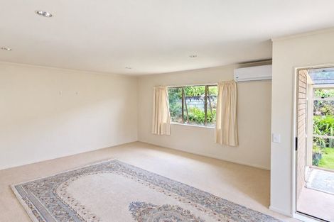 Photo of property in 18 Villa Grove, Paraparaumu, 5032