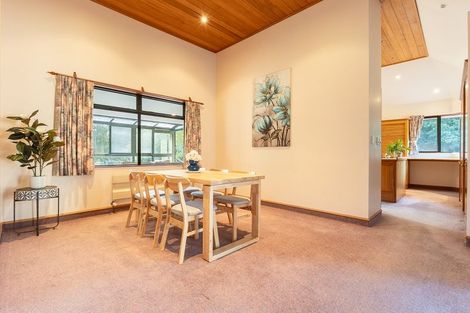 Photo of property in 5 Terrace Road, Reikorangi, Waikanae, 5391