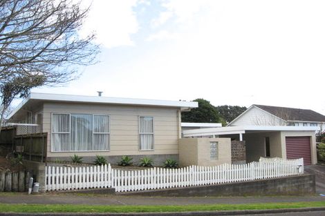 Photo of property in 9 Leatham Avenue, Strandon, New Plymouth, 4312