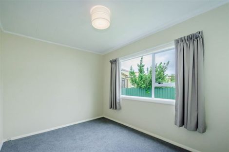 Photo of property in 31 Moana Road, Paraparaumu, 5032