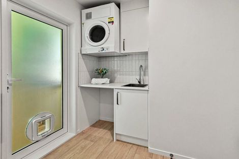 Photo of property in 23a Lane Road, Weymouth, Auckland, 2103