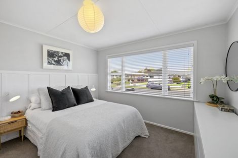 Photo of property in 9 Trafalgar Street, Westown, New Plymouth, 4310
