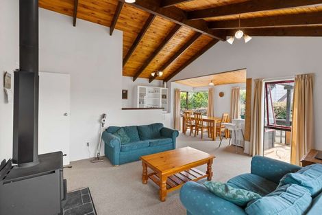 Photo of property in 4 Underwood Way, Churton Park, Wellington, 6037