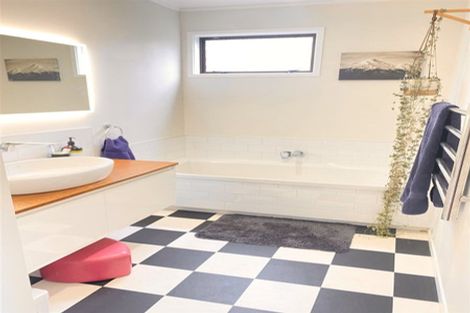 Photo of property in 248 Oeo Road, Otakeho, Hawera, 4678