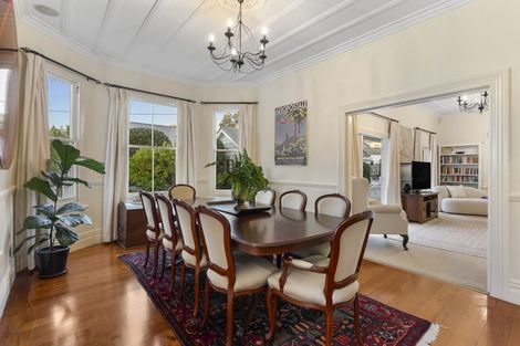 Photo of property in 46 Waterview Road, Stanley Point, Auckland, 0624