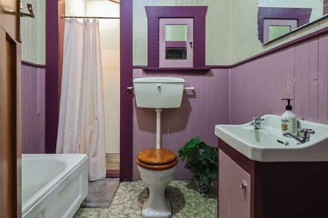 Photo of property in 9 Alma Street, Dannevirke, 4930