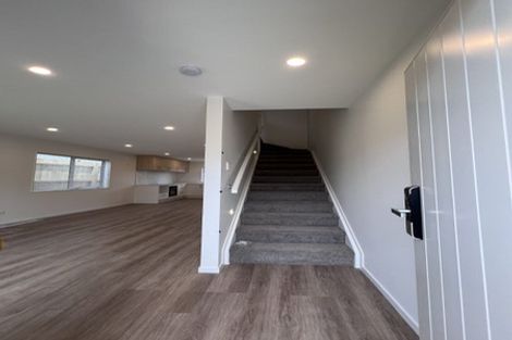 Photo of property in 7 Sheralee Place, Bucklands Beach, Auckland, 2014