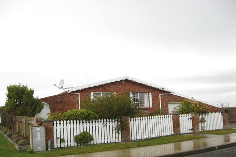 Photo of property in 10 Crowther Crescent, Heidelberg, Invercargill, 9812