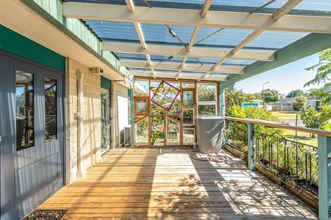 Photo of property in 11 Poutama Place, Tawhero, Whanganui, 4501