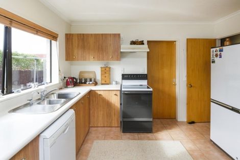 Photo of property in 14 Fraser Court, Roslyn, Palmerston North, 4414