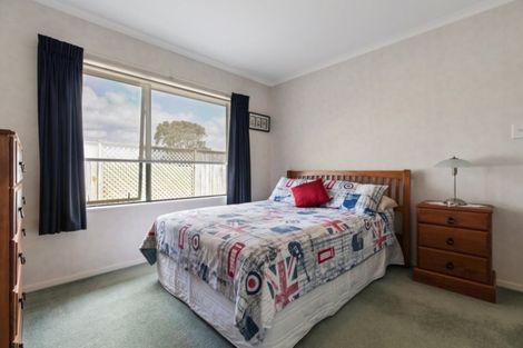 Photo of property in 34 Blackwood Drive, Wattle Downs, Auckland, 2103