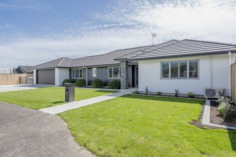 Photo of property in 2 Kilsby Place, Levin, 5510