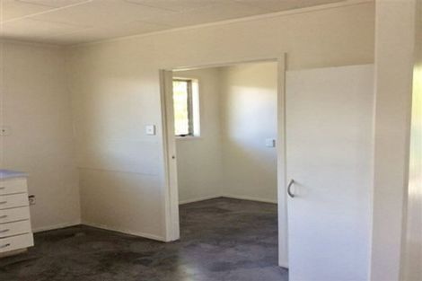 Photo of property in 18 Penfold Place, Henderson, Auckland, 0610