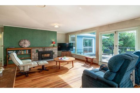 Photo of property in 42 Lowtherhurst Road, Massey, Auckland, 0614