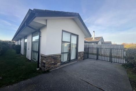 Photo of property in 17 Packard Crescent, Halswell, Christchurch, 8025