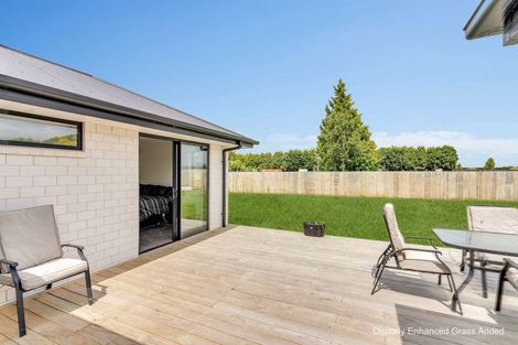 Photo of property in 8 Owen Drive, Darfield, 7510