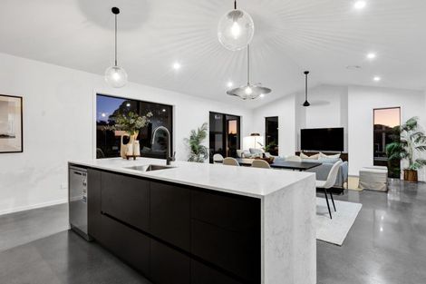 Photo of property in 54 Fernbrook Drive, Hurworth, New Plymouth, 4310