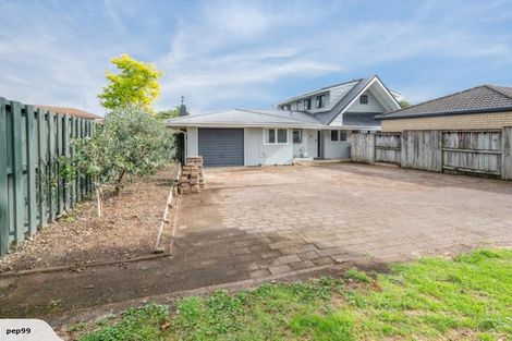 Photo of property in 287 Welcome Bay Road, Welcome Bay, Tauranga, 3112