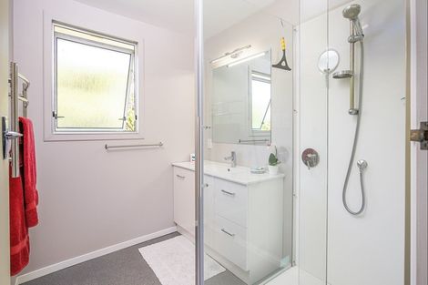 Photo of property in 136 Fairfax Street, Murchison, 7007