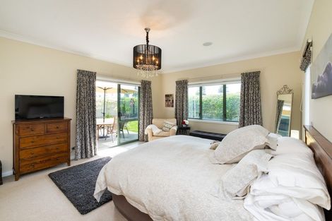 Photo of property in 1 Hunter Drive, Awatoto, Napier, 4110