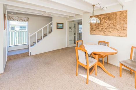 Photo of property in 12 Sussex Road, Springvale, Whanganui, 4501