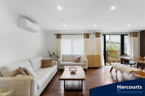 Photo of property in 1b Makora Road, Massey, Auckland, 0614