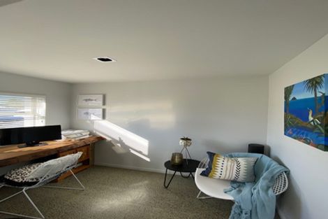 Photo of property in 10 Hoihere Drive, One Tree Point, 0118