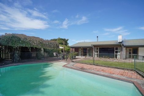 Photo of property in 196 Miners Road, Templeton, Christchurch, 7676