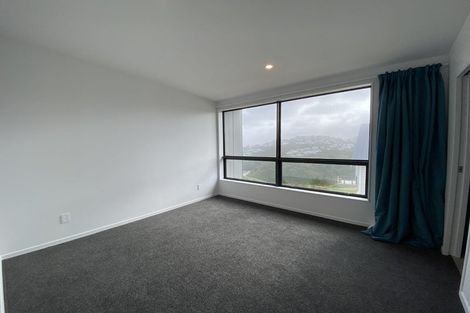 Photo of property in 4/62 Spenmoor Street, Newlands, Wellington, 6037