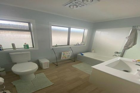 Photo of property in 12 Kingsway Crescent, Forest Lake, Hamilton, 3200