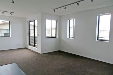 Photo of property in The Firemans Apartments, 211/321 Jackson Street, Petone, Lower Hutt, 5012