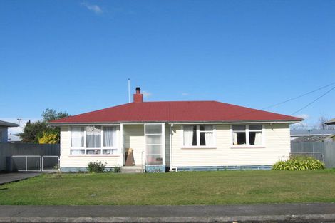 Photo of property in 415 Montgomery Street, Raureka, Hastings, 4120