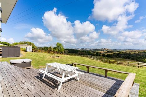 Photo of property in 918 Oneriri Road, Kaiwaka, 0573