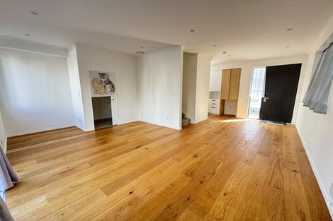 Photo of property in 15 Mahalo Avenue, Wiri, Auckland, 2104