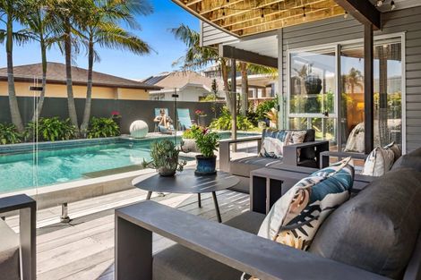 Photo of property in 231a Oceanbeach Road, Mount Maunganui, 3116