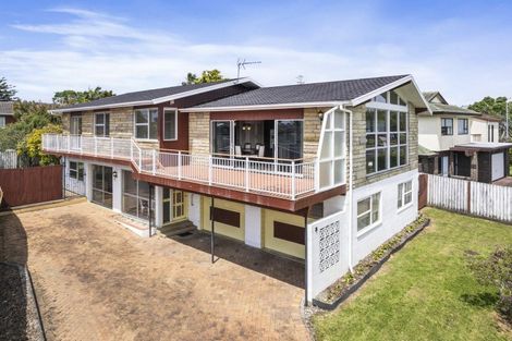 Photo of property in 3 Belmere Rise, Farm Cove, Auckland, 2012