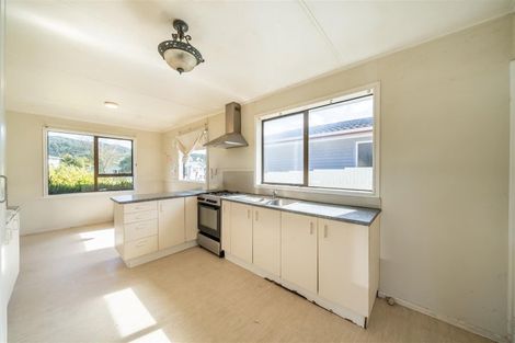 Photo of property in 8 Meremere Street, Wainuiomata, Lower Hutt, 5014